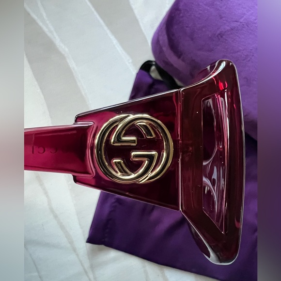NEW $505 GUCCI SUNGLASSES. Oversized. Color: burgundy. No scratches. STUNNING - Picture 5 of 14